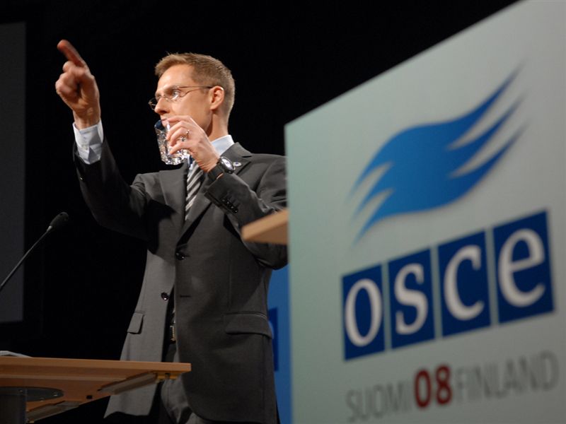 Finnish-Foreign-Minister-Alexander-Stubb-speaks-at-an-OSCE-council-in-Helsinki.jpg